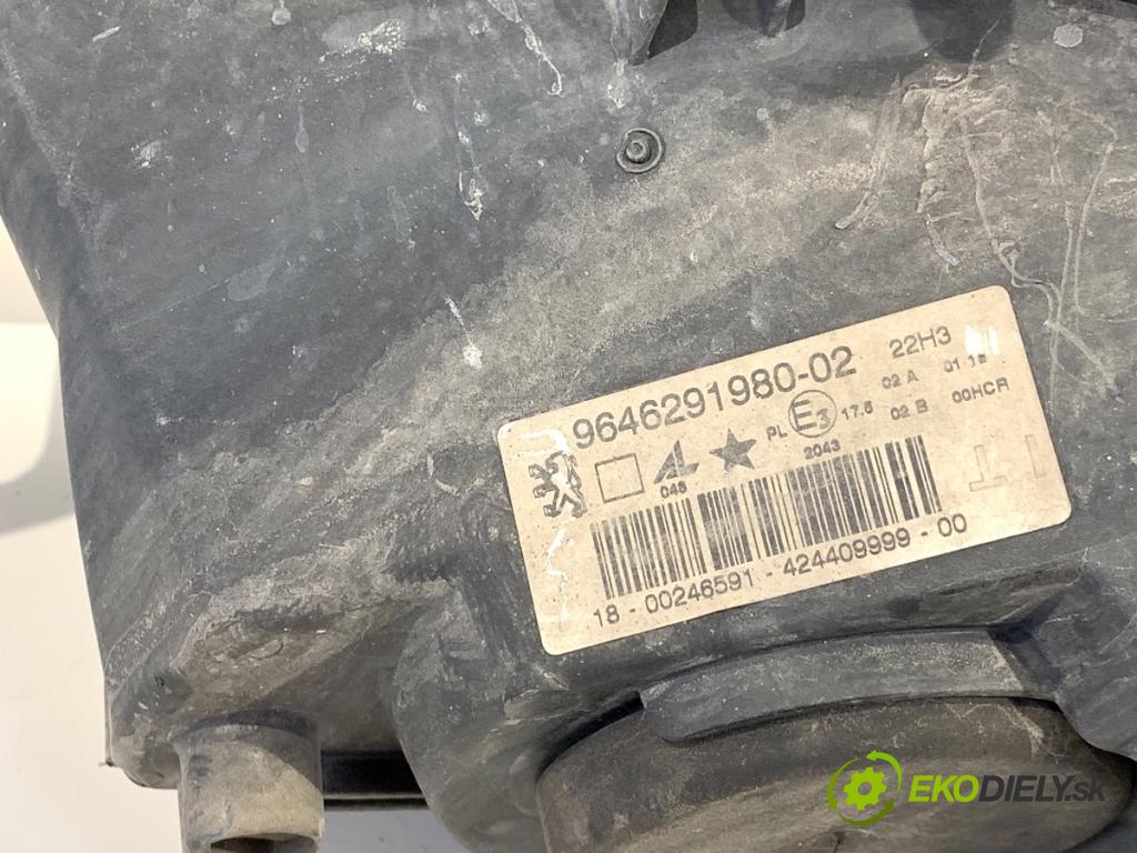 PEUGEOT 307 liftback 2003 79 kW 2.0 HDi 110 1997 světlomet pravý přední část 9646291980