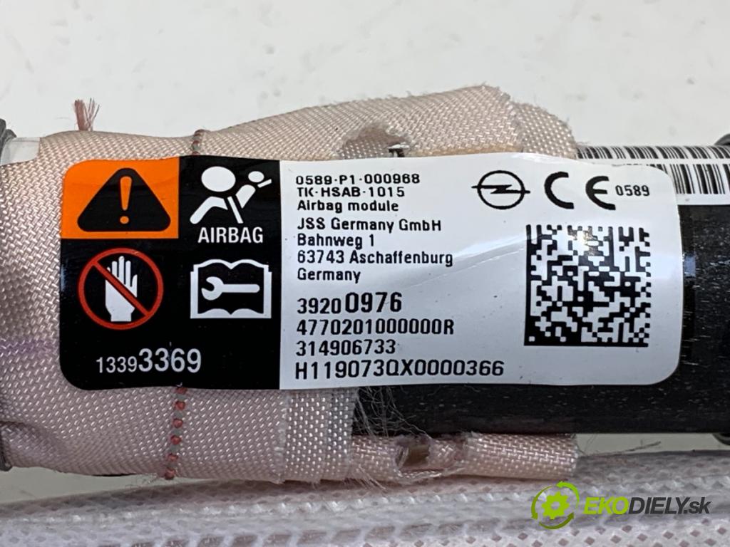 OPEL INSIGNIA B liftback 2019 147 kW 1.6 Turbo (68) 1598 Stropný pravy 39200976