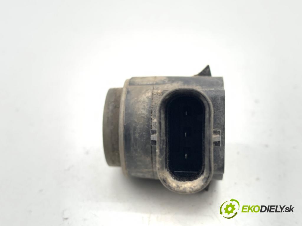 OPEL ASTRA K Kombi 2017 110 kW 1.4 Turbo (35) 1399 snímač PDC 39014223