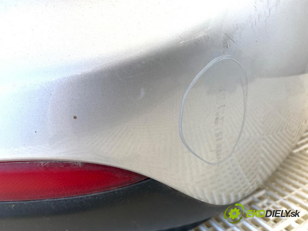 KIA CEED Kombi 2015 94 kW 1.6 CRDi 128 1582 Nárazník zad 9S