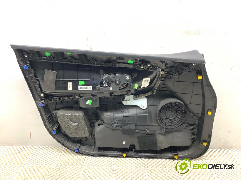 KIA CEED Kombi 2015 94 kW 1.6 CRDi 128 1582 čalúnenie Dvere pravy predný