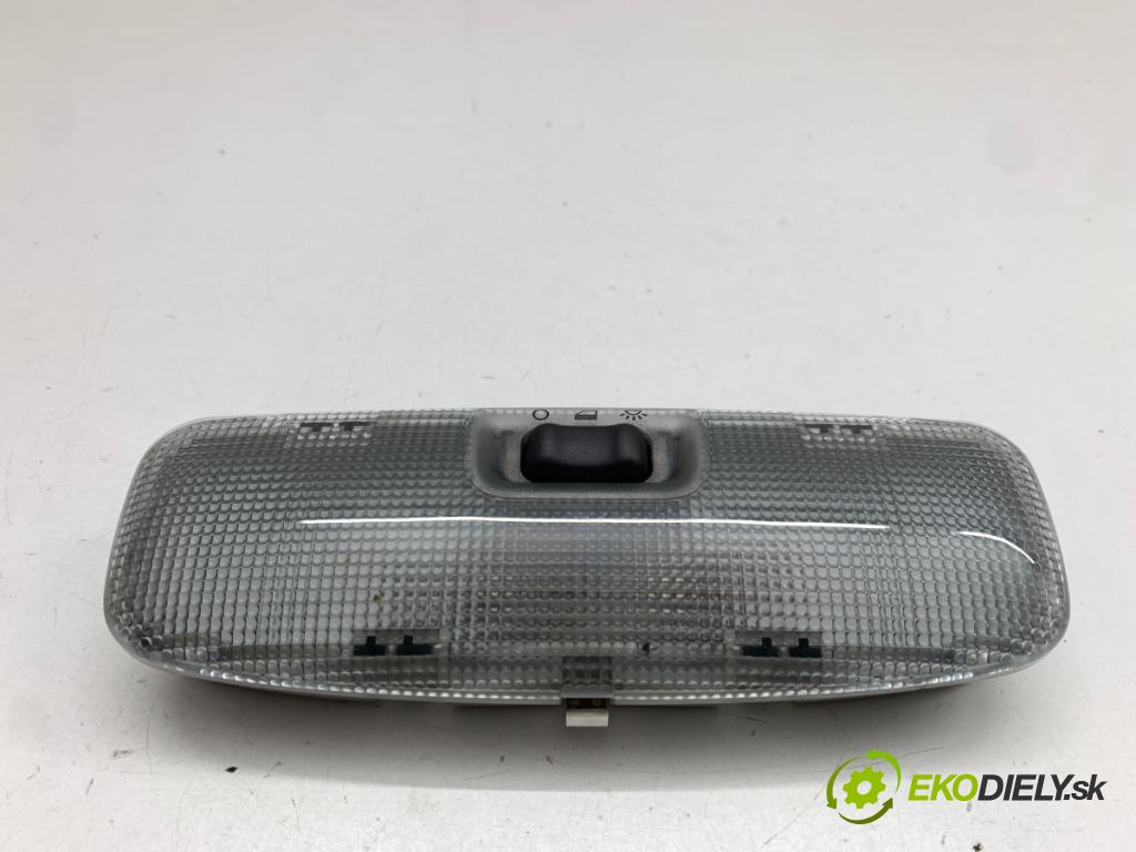 FORD FIESTA MK6 liftback 2004 55 kW 1.3 1299 Svetlo stropné 