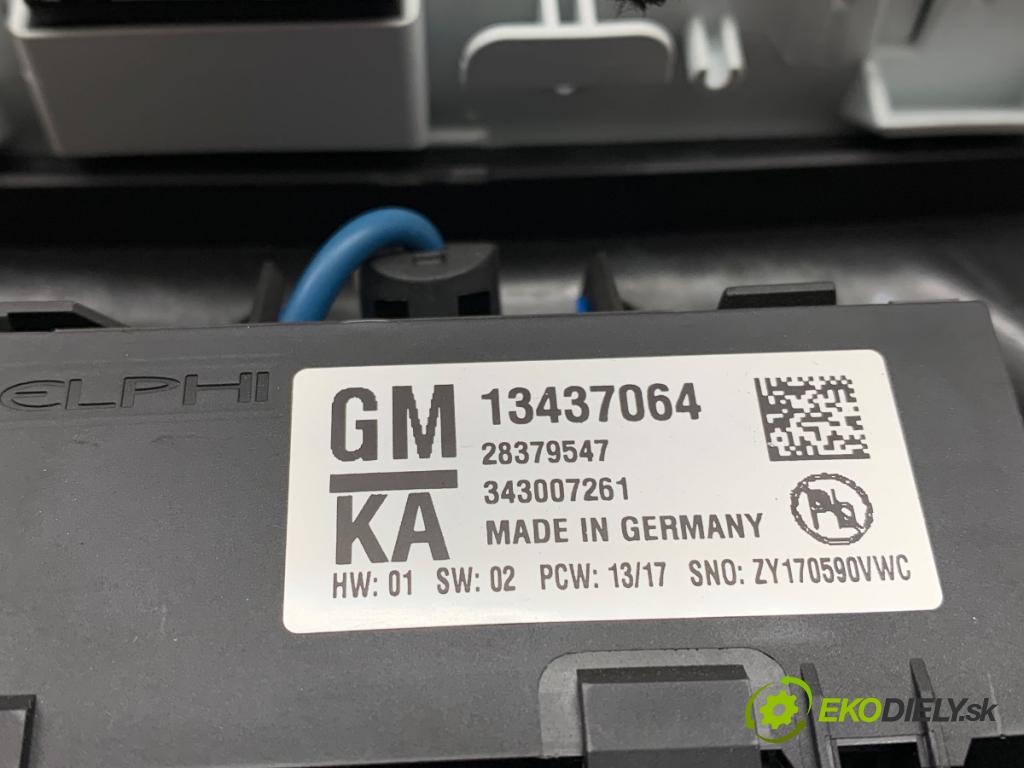 OPEL ASTRA K Kombi 2017 110 kW 1.4 Turbo (35) 1399 Svetlo stropné 13437064