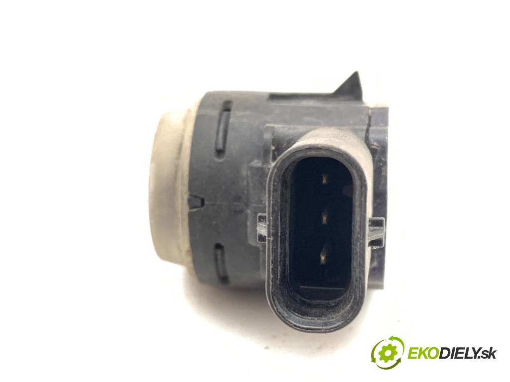 PEUGEOT 3008 SUV 2020 96 kW 1.2 THP/ PureTech 130 1199 snímač PDC 9827917377