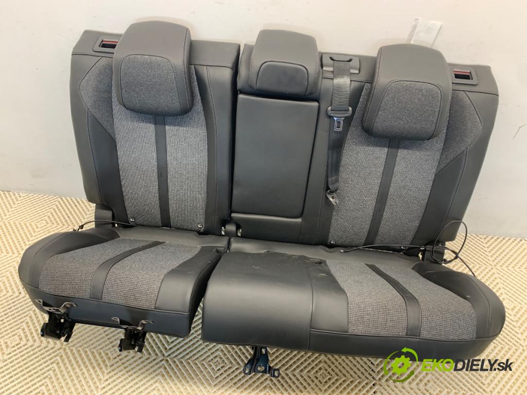 PEUGEOT 3008 SUV 2020 96 kW 1.2 THP/ PureTech 130 1199 Sedadlo druhý rad 