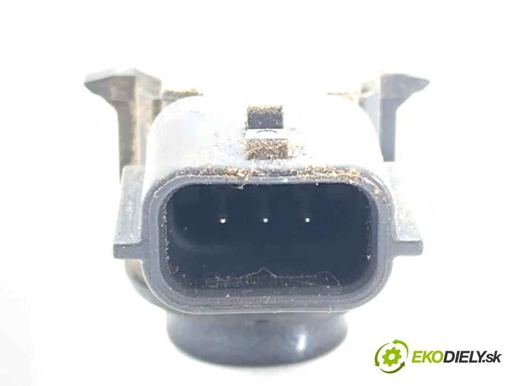 RENAULT CLIO IV liftback 2018 54 kW 1.2 16V 1149 Snímač PDC 253A41762R