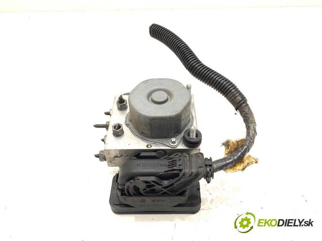 RENAULT CLIO IV liftback 2015 66 kW 1.5 dCi 90 1461 pumpa ABS 0265956403 (Pumpa ABS)