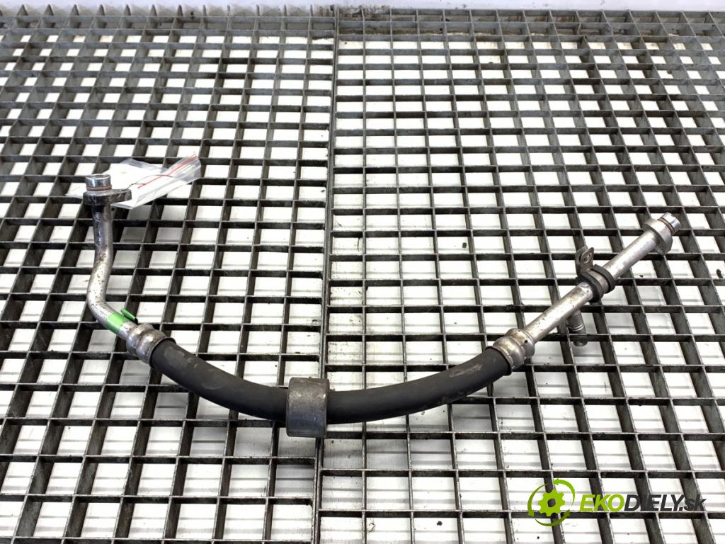 RENAULT CLIO IV liftback 2018 54 kW 1.2 16V 1149 rúrka klimatizace 924541951R (Trubka klimatizace)