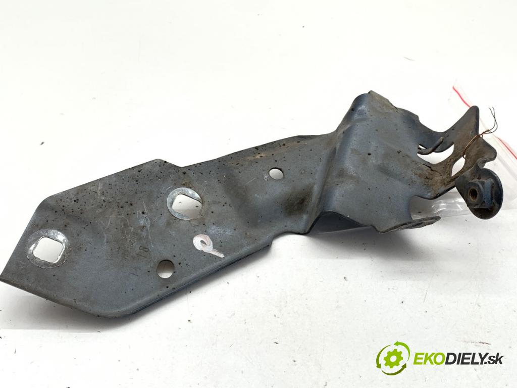 RENAULT CLIO IV liftback 2018 54 kW 1.2 16V 1149 držiak Uchytenie blatníka pravy 620431659