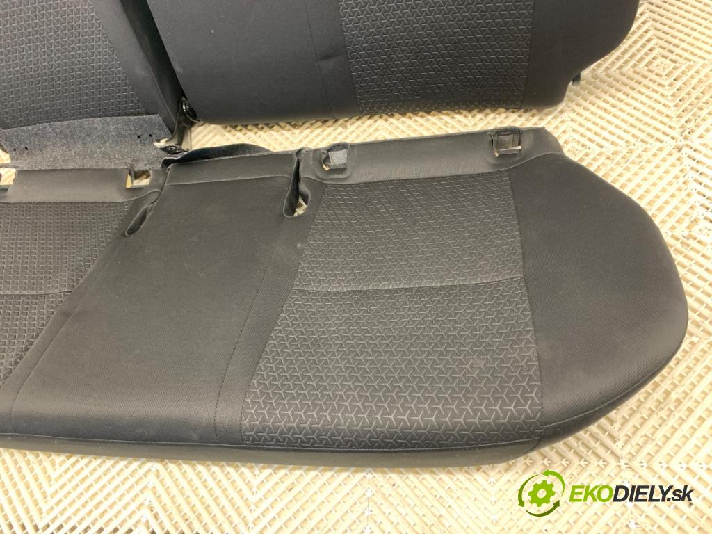 SUZUKI SWIFT V liftback 2019 66 kW 1.2 (A2L412) 1242 sedadlo druhý VLÁDA: