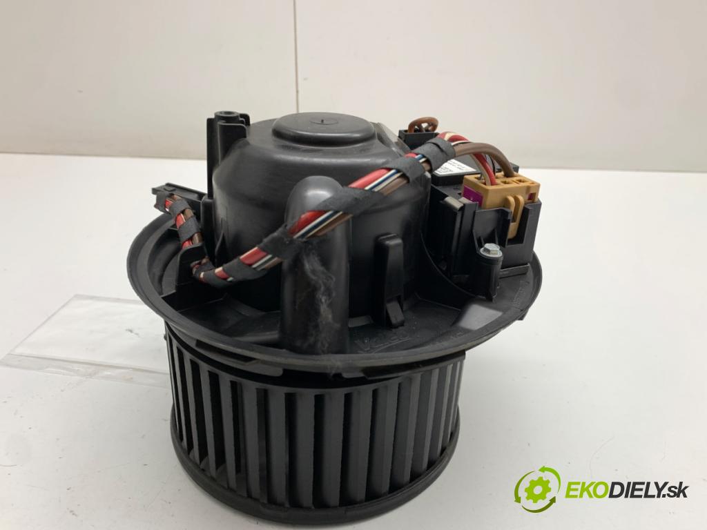 VW EOS kabriolet 2008 103 kW 2.0 TDI 1968 ventilátor kúrenia N995749D