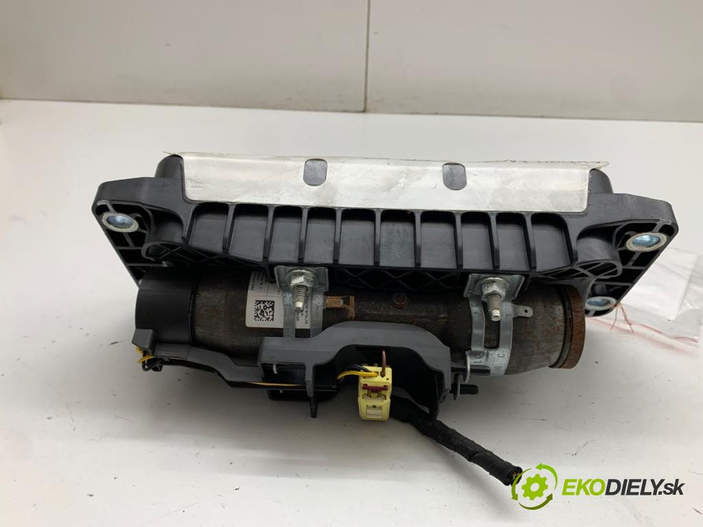 VW EOS kabriolet 2008 103 kW 2.0 TDI 1968 AirBag spolujazdca 1Q0880204 (Airbag)