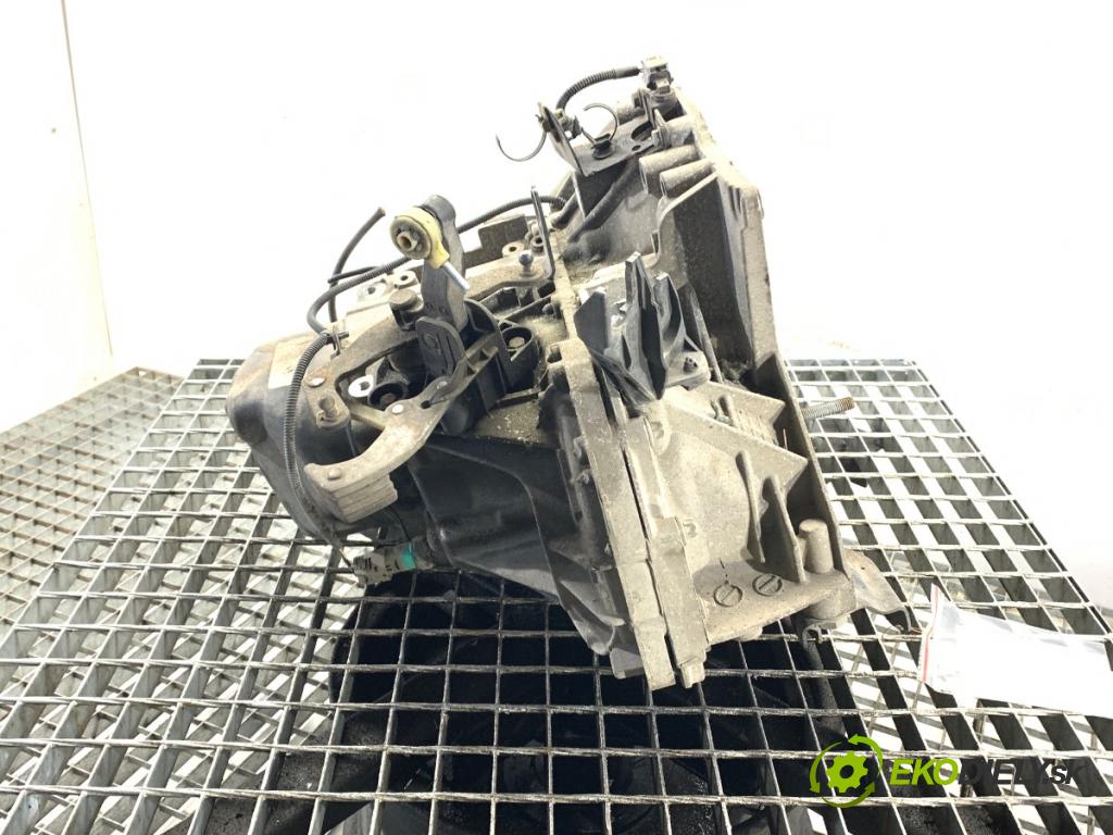 RENAULT CLIO IV liftback 2018 54 kW 1.2 16V 1149 Prevodovka JH3905 (Prevodovka)