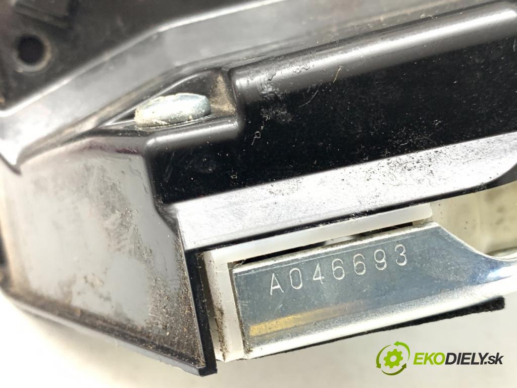 SUZUKI SWIFT V liftback 2019 66 kW 1.2 (A2L412) 1242 zámok dveře pravý přední část