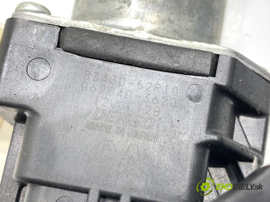 SUZUKI SWIFT V liftback 2019 66 kW 1.2 (A2L412) 1242 mechanismus okna levý přední část 83430-52R10