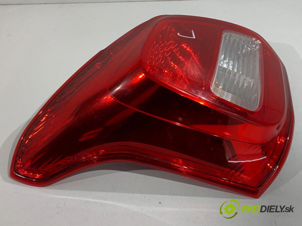 SUZUKI SWIFT V liftback 2019 66 kW 1.2 (A2L412) 1242 světlo levý zadní část 220-59362