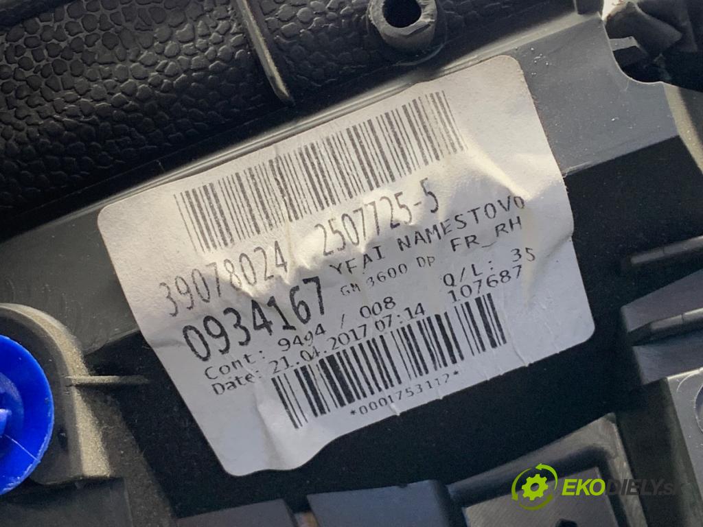 OPEL ASTRA K Kombi 2017 110 kW 1.4 Turbo (35) 1399 čalúnenie Dvere pravy predný