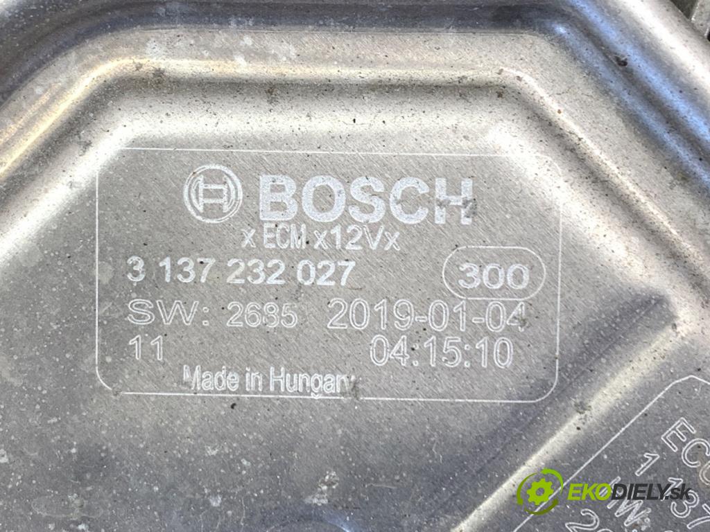 OPEL INSIGNIA B liftback 2019 147 kW 1.6 Turbo (68) 1598 Ventilátor chladiča 84216861 (Ventilátor)