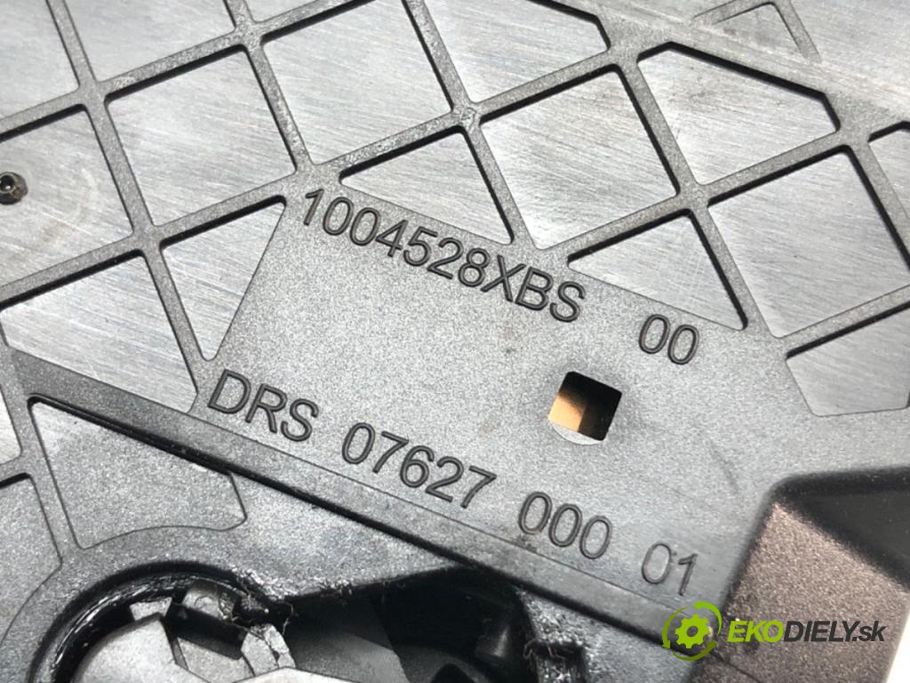 PEUGEOT 508 I sedan 2011 82 kW 1.6 HDi 1560 Držiak na nápoje (Držiak (úchyt) na nápoje)