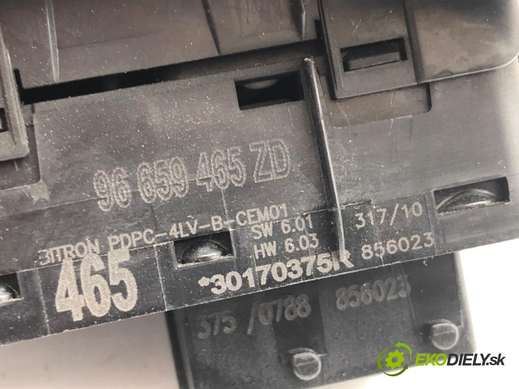 PEUGEOT 508 I sedan 2011 82 kW 1.6 HDi 1560 Prepínač okien 96659465ZD (Prepínacie páčky pod volantom)