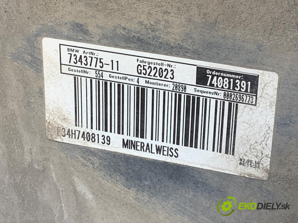 BMW F34 liftback 2016 190 kW 330 d 2993 Nárazník zad