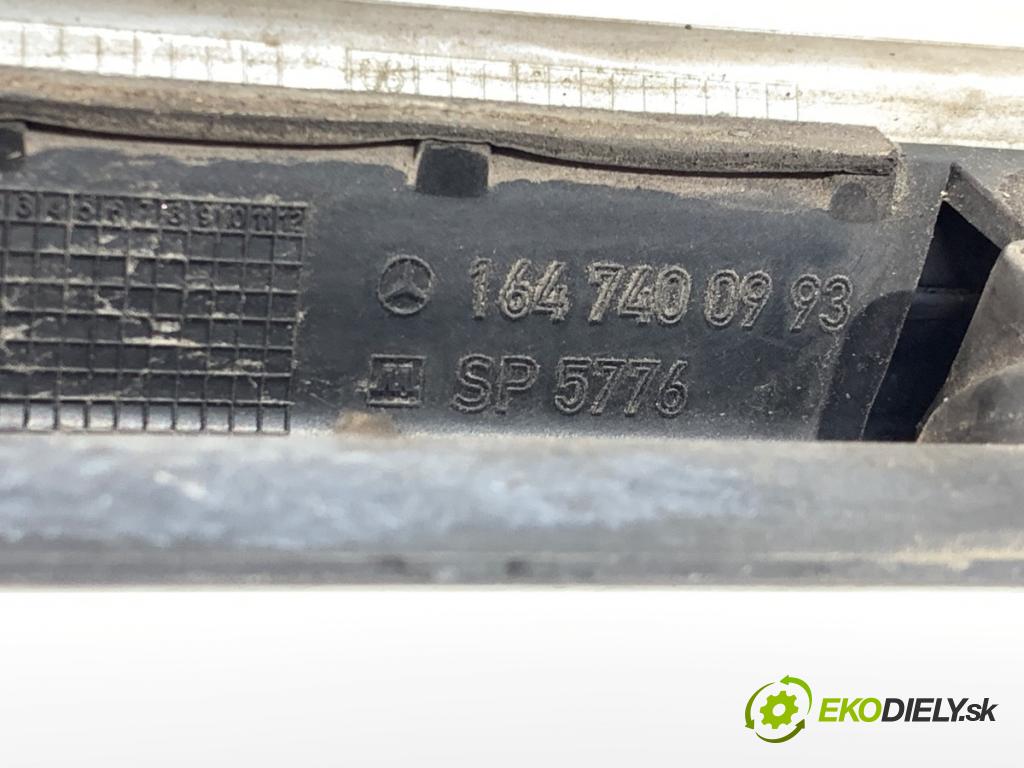MERCEDES-BENZ X164 SUV 2006 165 kW GL 320 CDI 4-matic (164.822) 2987 lišta dveří zadní část 1647400993
