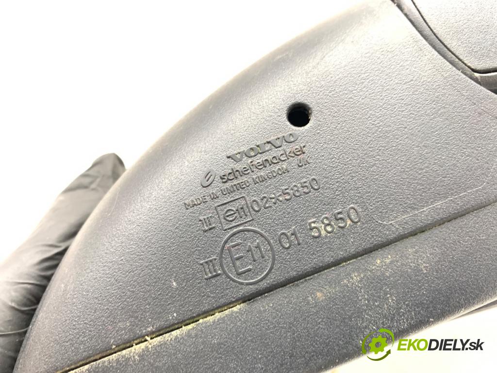 VOLVO V50 Kombi 2005 80 kW 1.6 D 1560 zpětné zrcátko pravý