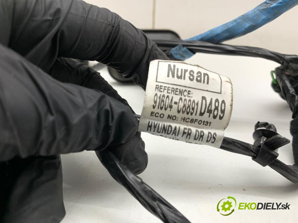 HYUNDAI i20 II liftback 2018 62 kW 1.2 1248 káblovačka dveře přední část levý 91604-C8891