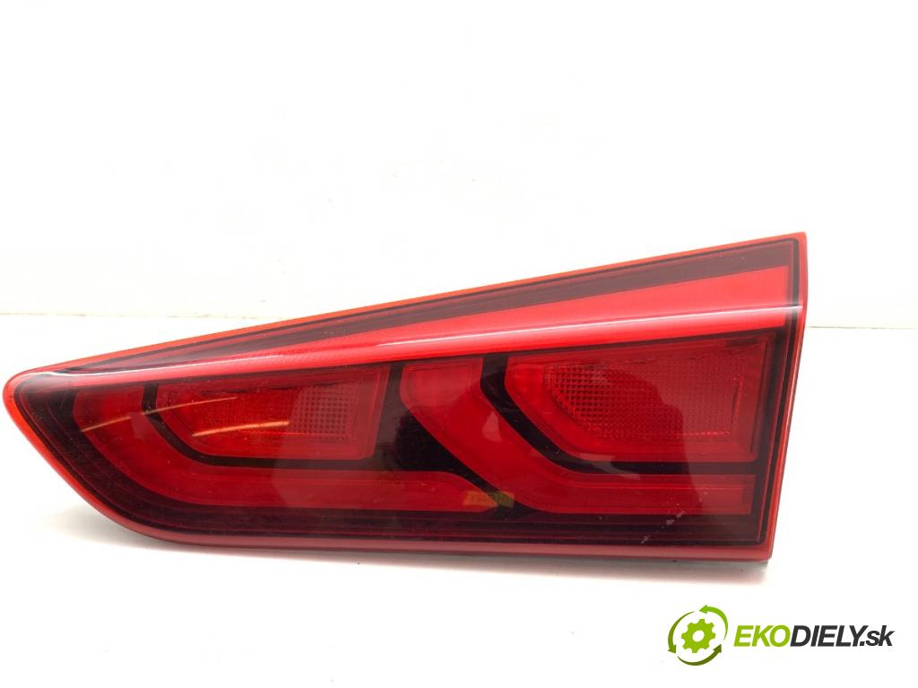 HYUNDAI i20 II liftback 2018 62 kW 1.2 1248 Svetlo pravy zad vnútorná 92404-C8000