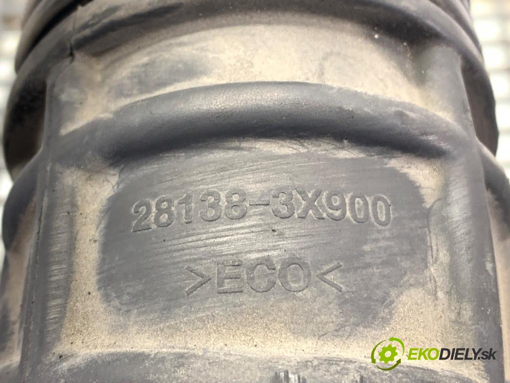 KIA CEED Kombi 2015 94 kW 1.6 CRDi 128 1582 Rúra vzduchu 28138-3X900