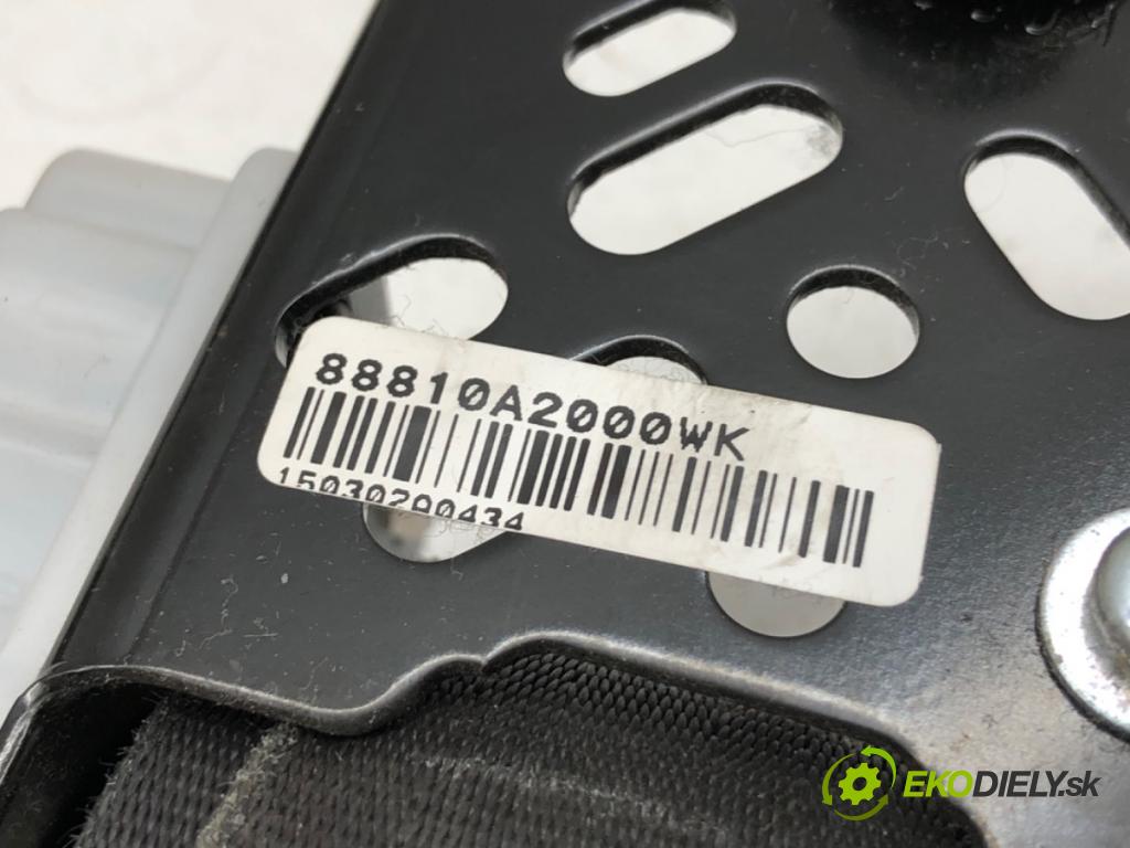 KIA CEED Kombi 2015 94 kW 1.6 CRDi 128 1582 držák bezpečnost levý přední část 88810A2000WK