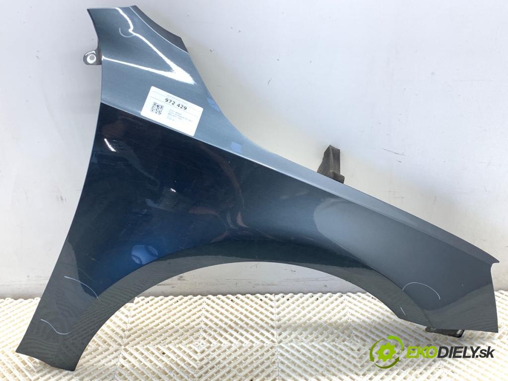SKODA OCTAVIA III liftback 2019 85 kW 1.6 TDI 1598 Blatník pravy predný LF7Y: