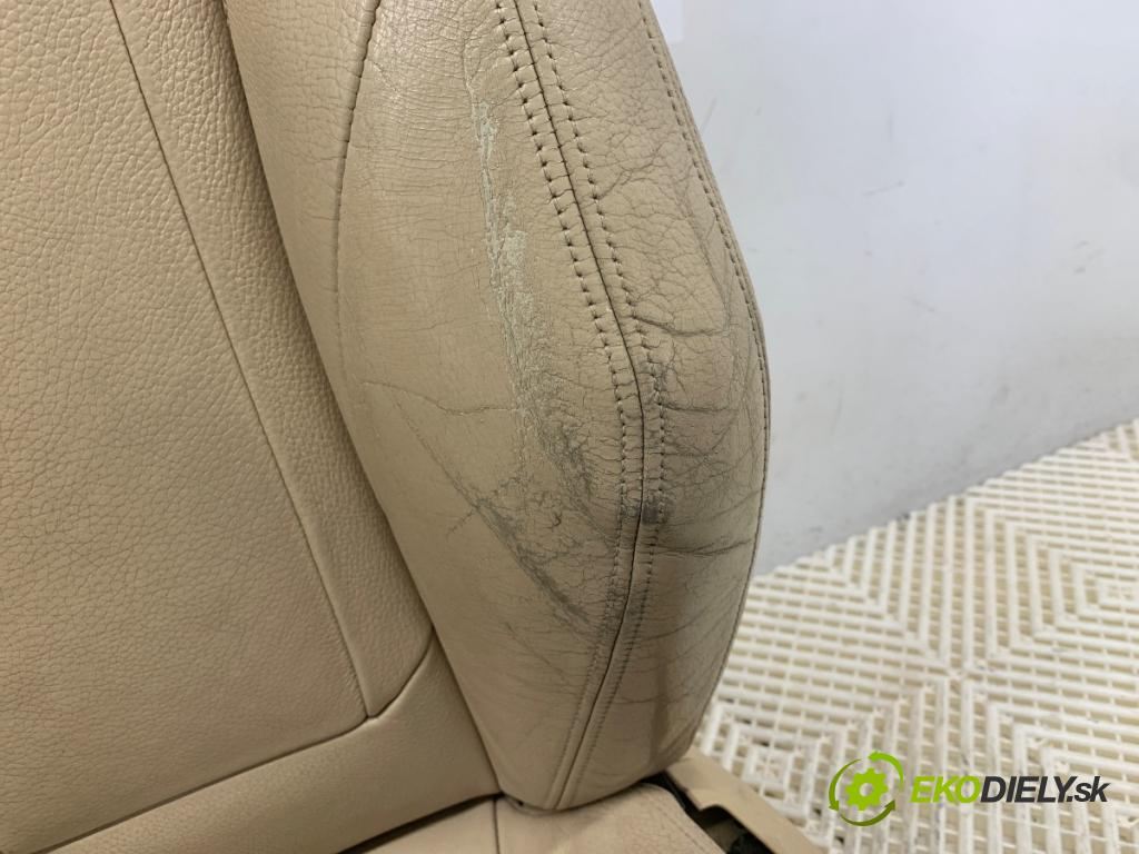 BMW F34 liftback 2016 190 kW 330 d 2993 Sedadlá, sedačky Sedadlo bočné