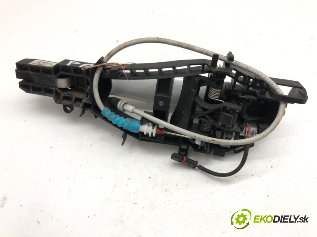 BMW F34 liftback 2016 190 kW 330 d 2993 klika vnejší pravý přední část X4738054603