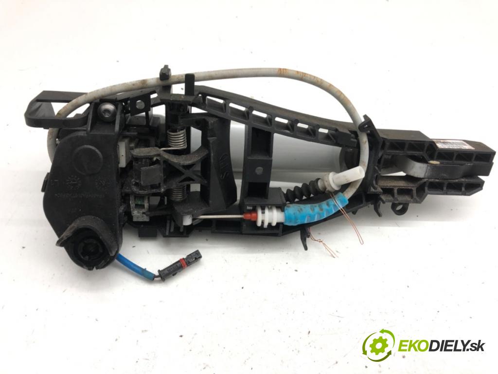 BMW F34 liftback 2016 190 kW 330 d 2993 klika vnejší levý přední část X1738054903