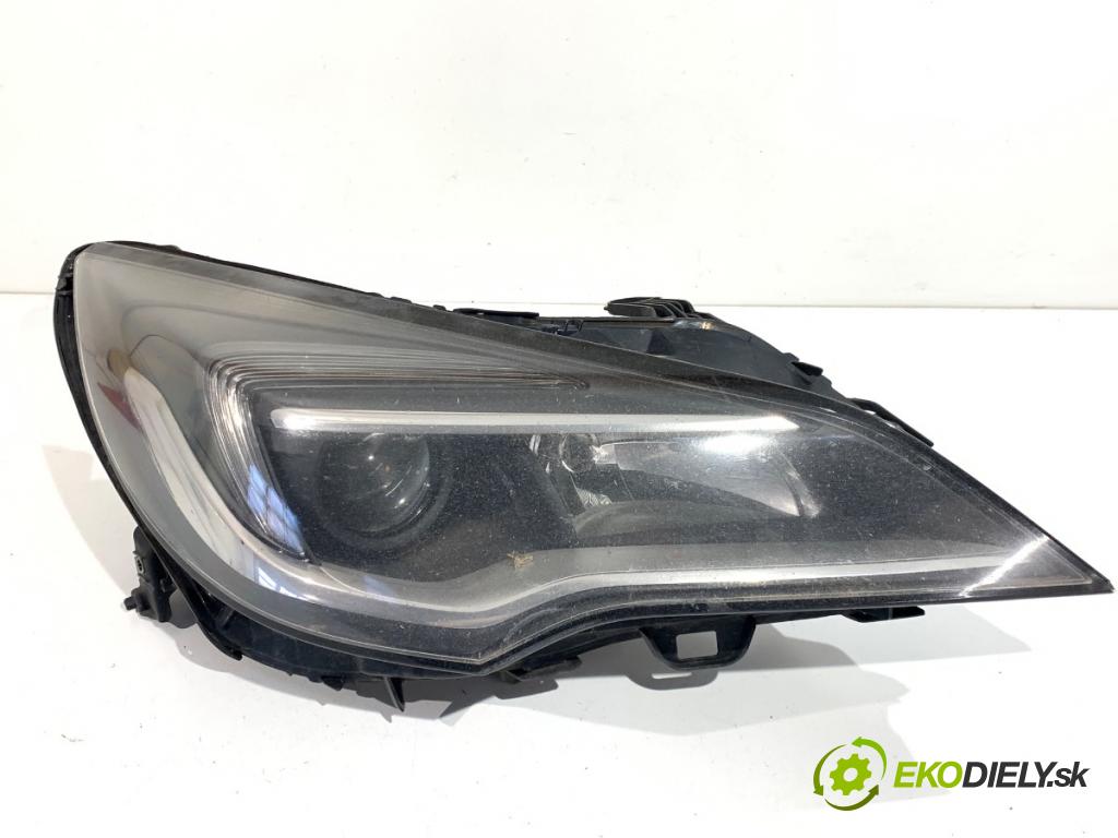 OPEL ASTRA K Kombi 2017 110 kW 1.4 Turbo (35) 1399 Svetlomet pravy predný 39047199