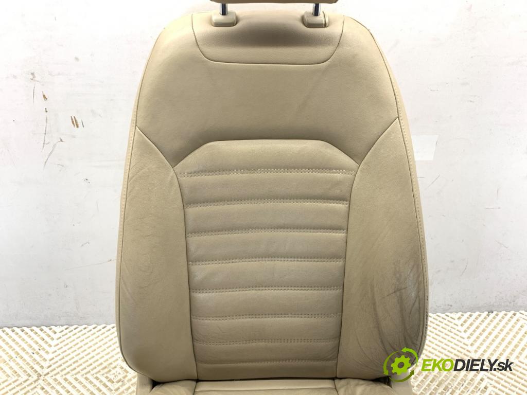 FORD MONDEO MK5 sedan 2013 133 kW 1.6 1596 sedadla sedačky sedadlo boční