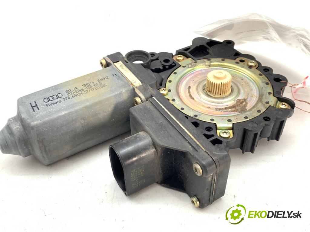 AUDI A3 8L liftback 2002 92 kW 1.8 1781 motor sťahovaní okna pravý zadní část 8L4959802A