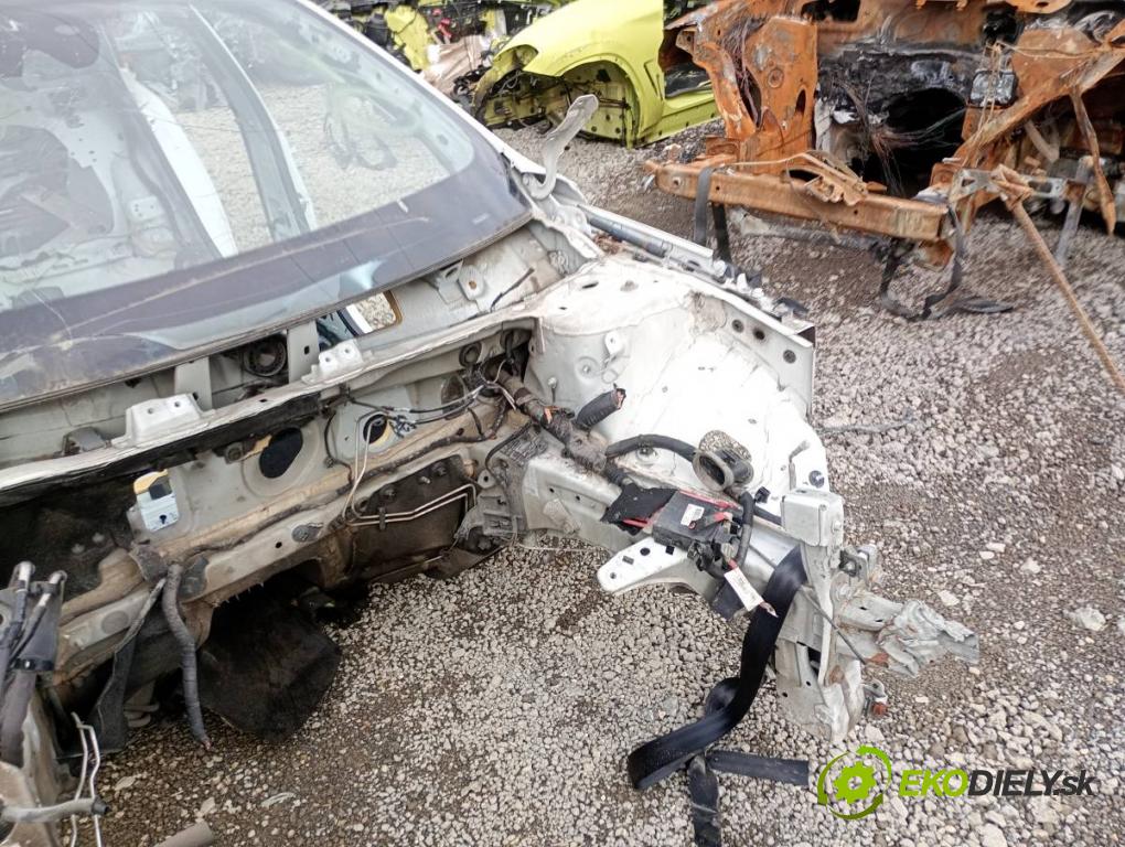 RENAULT TALISMAN sedan 2017 118 kW 1.6 dCi 160 1598 karoséria ČTVRŤÁK: Blatník prah strecha PODŁUŻNICA