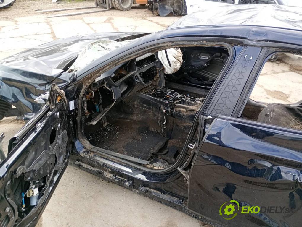 BMW F36 coupe 2020 135 kW 420 i xDrive 1998 KAROSERIA ČTVRŤÁK blatník práh střecha PODŁUŻNICA