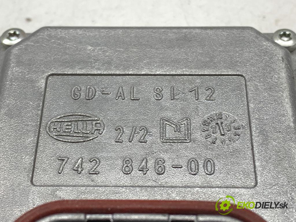 MERCEDES-BENZ X164 SUV 2006 165 kW GL 320 CDI 4-matic (164.822) 2987 Menič XENON 0038205826 (Riadiaca jednotka xenónu)