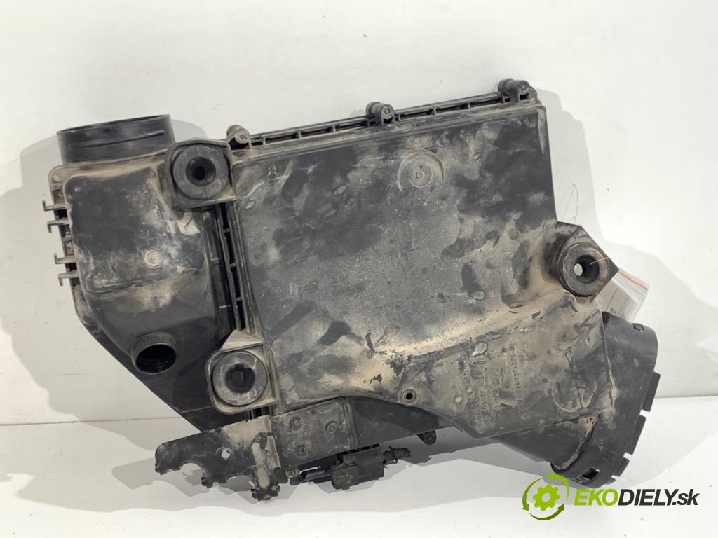 BMW F01 sedan 2010 240 kW 740 i, Li 2979 obal filtra vzduchu 7582311 (Kryt vzduchového filtru)