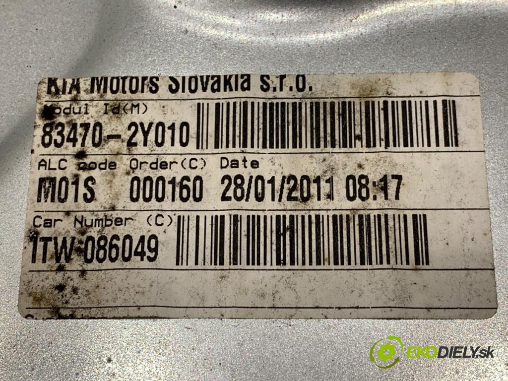 HYUNDAI ix35 SUV 2011 85 kW 1.7 CRDi 1685 mechanismus okna levý zadní část 83470-2Y010