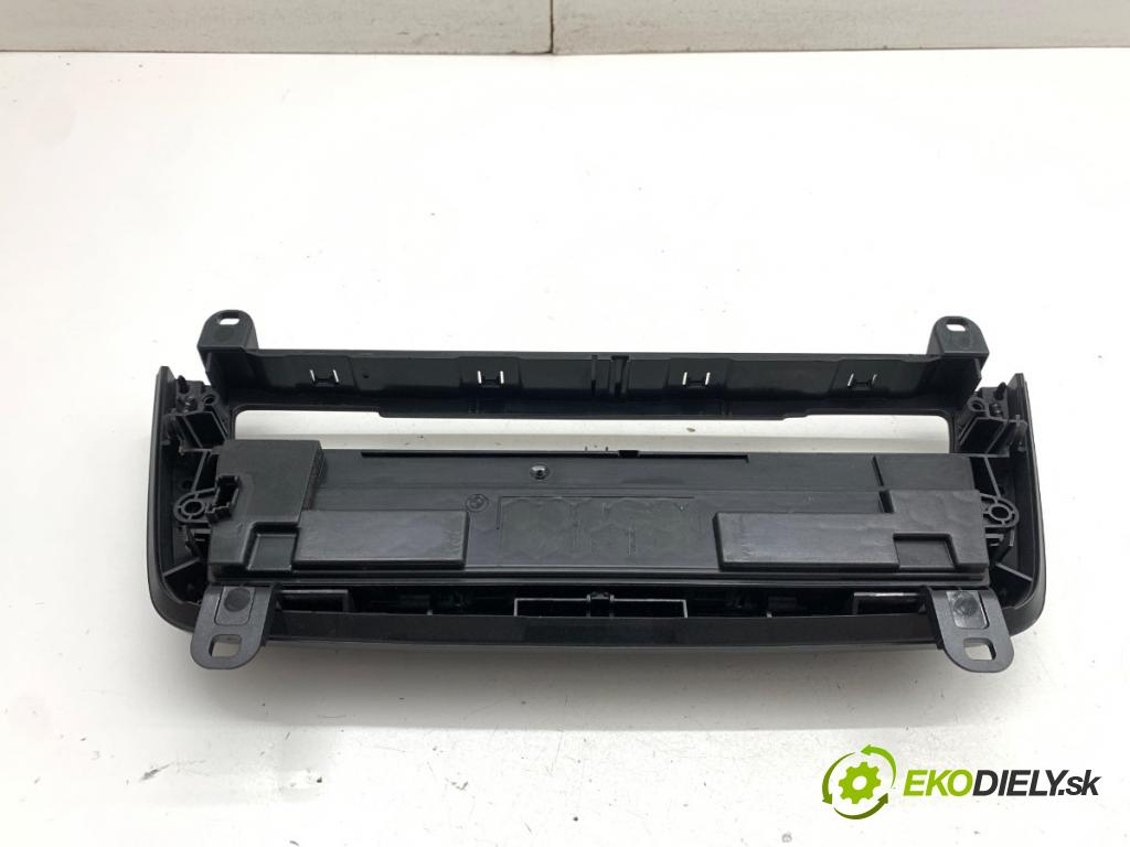 BMW F34 liftback 2016 190 kW 330 d 2993 Panel ovládania kúrenia  (Prepínacie páčky pod volantom)