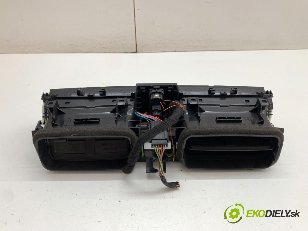 BMW F34 liftback 2016 190 kW 330 d 2993 mří topení přední část 9218552