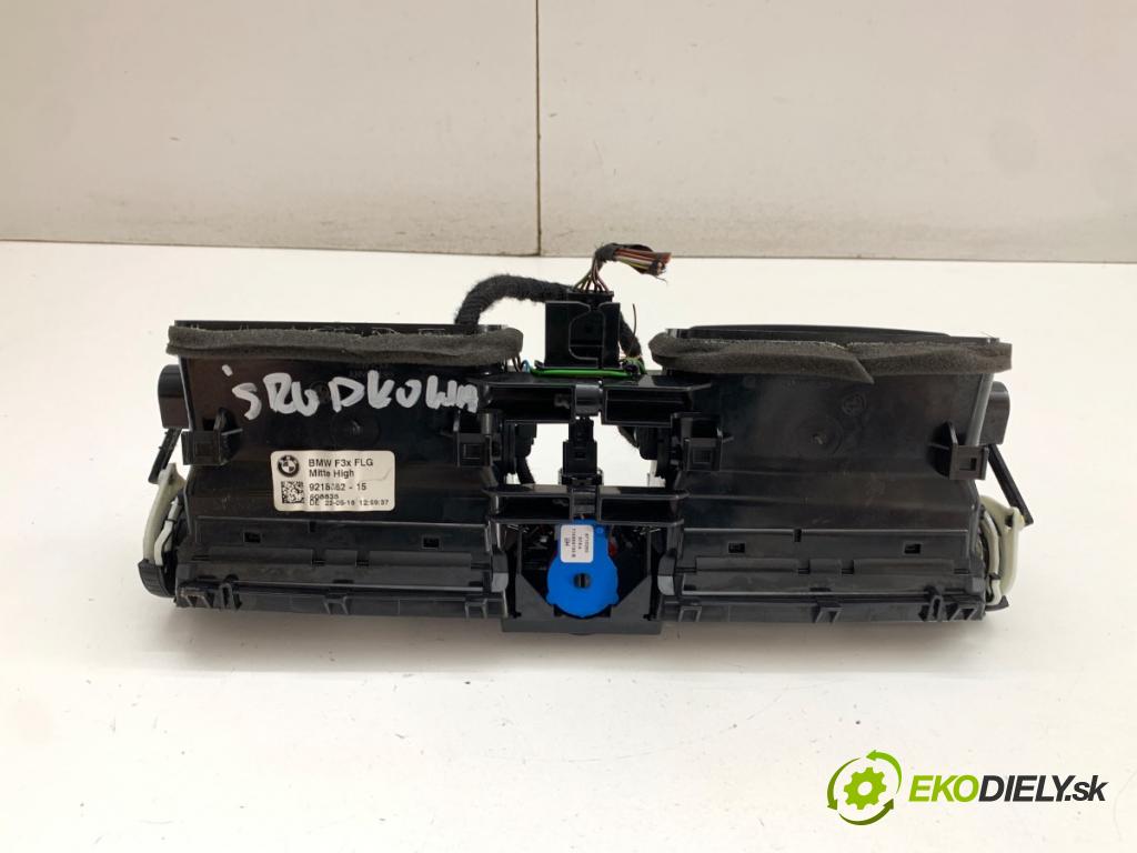 BMW F34 liftback 2016 190 kW 330 d 2993 mří topení přední část 9218552