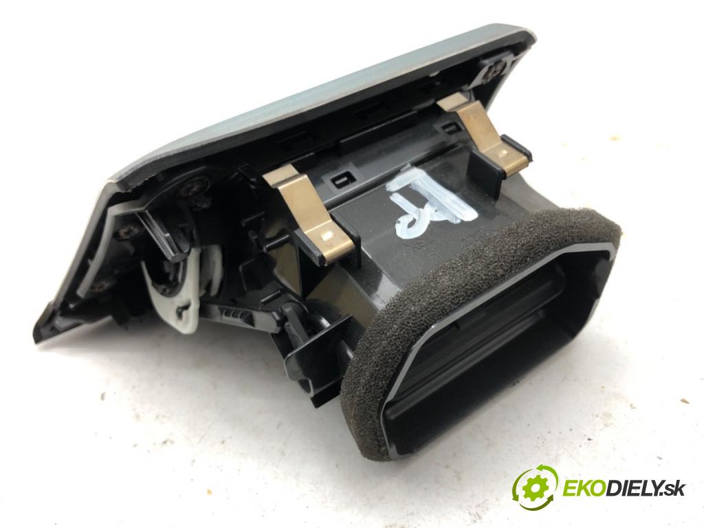 BMW F34 liftback 2016 190 kW 330 d 2993 mří topení levý přední část 9218549