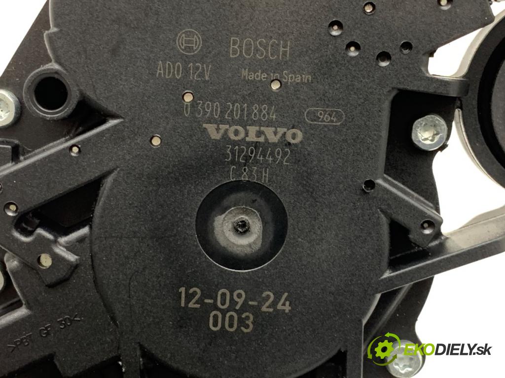 VOLVO V40 liftback 2012 84 kW D2 1560 motor stěračů zadní část 31294492