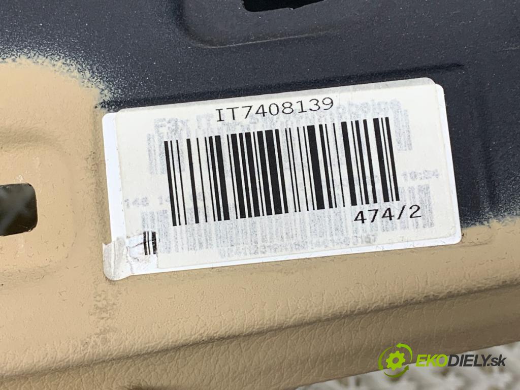 BMW F34 liftback 2016 190 kW 330 d 2993 palubní doska POLŠTÁŘ: 9218490
