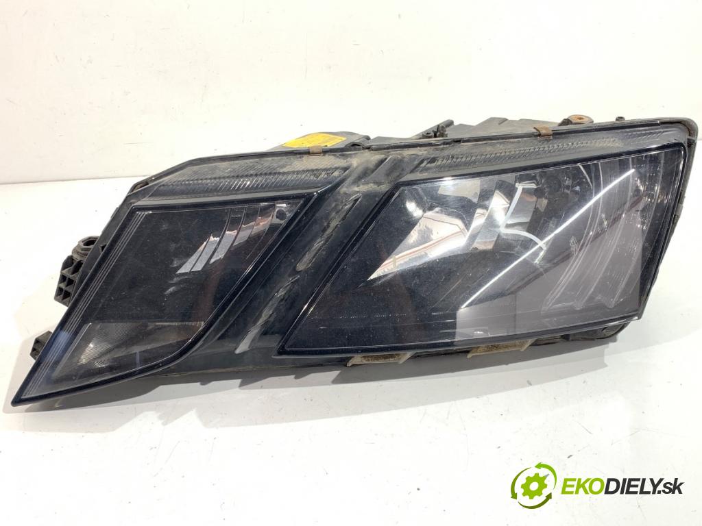 SKODA OCTAVIA III liftback 2019 85 kW 1.6 TDI 1598 Svetlomet ľavy predný 5E1941015C